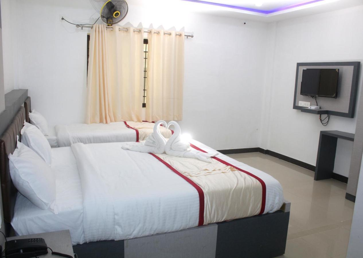 Hotel Shawrya The Grand Madikeri Eksteriør billede