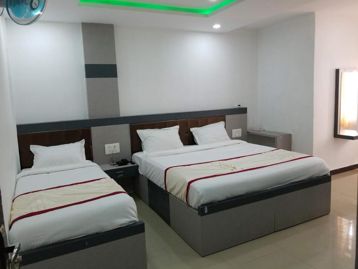 Hotel Shawrya The Grand Madikeri Eksteriør billede
