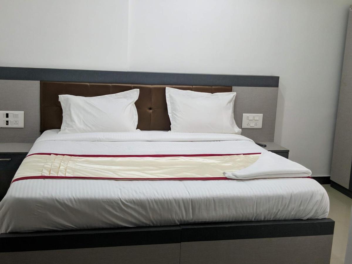Hotel Shawrya The Grand Madikeri Eksteriør billede