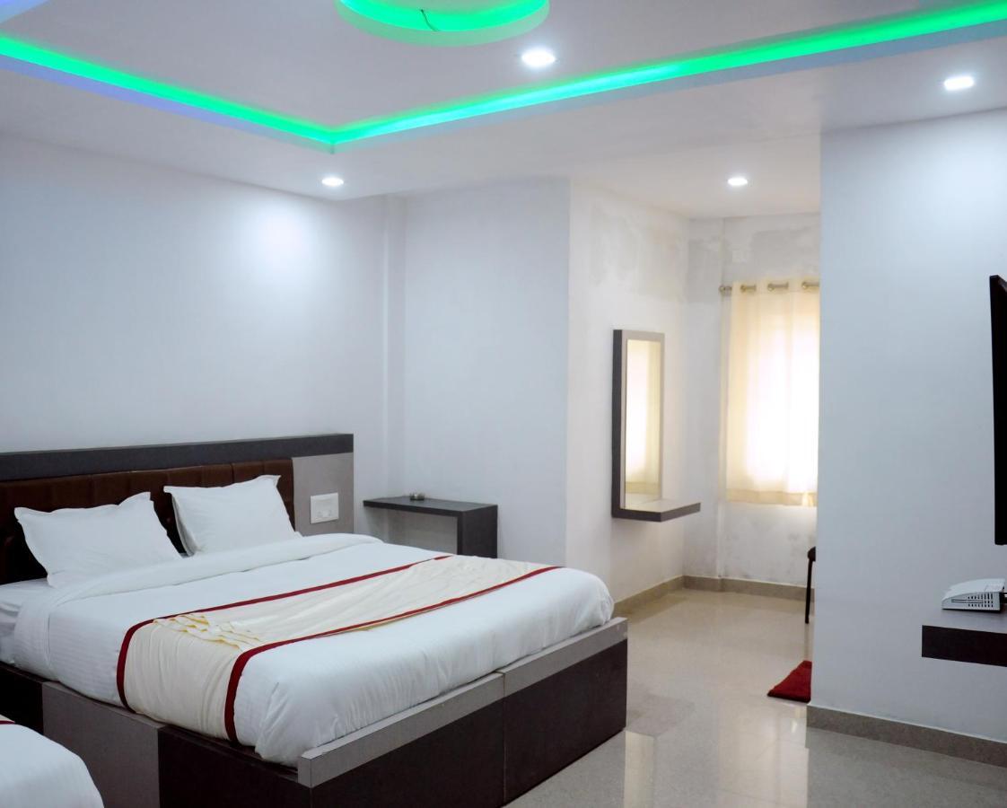 Hotel Shawrya The Grand Madikeri Eksteriør billede